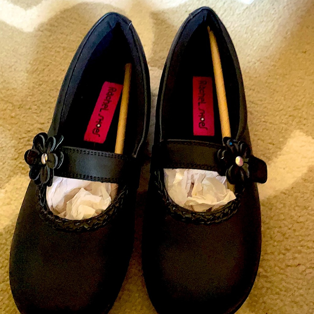 Black Mary Jane girls dress shoes NIB